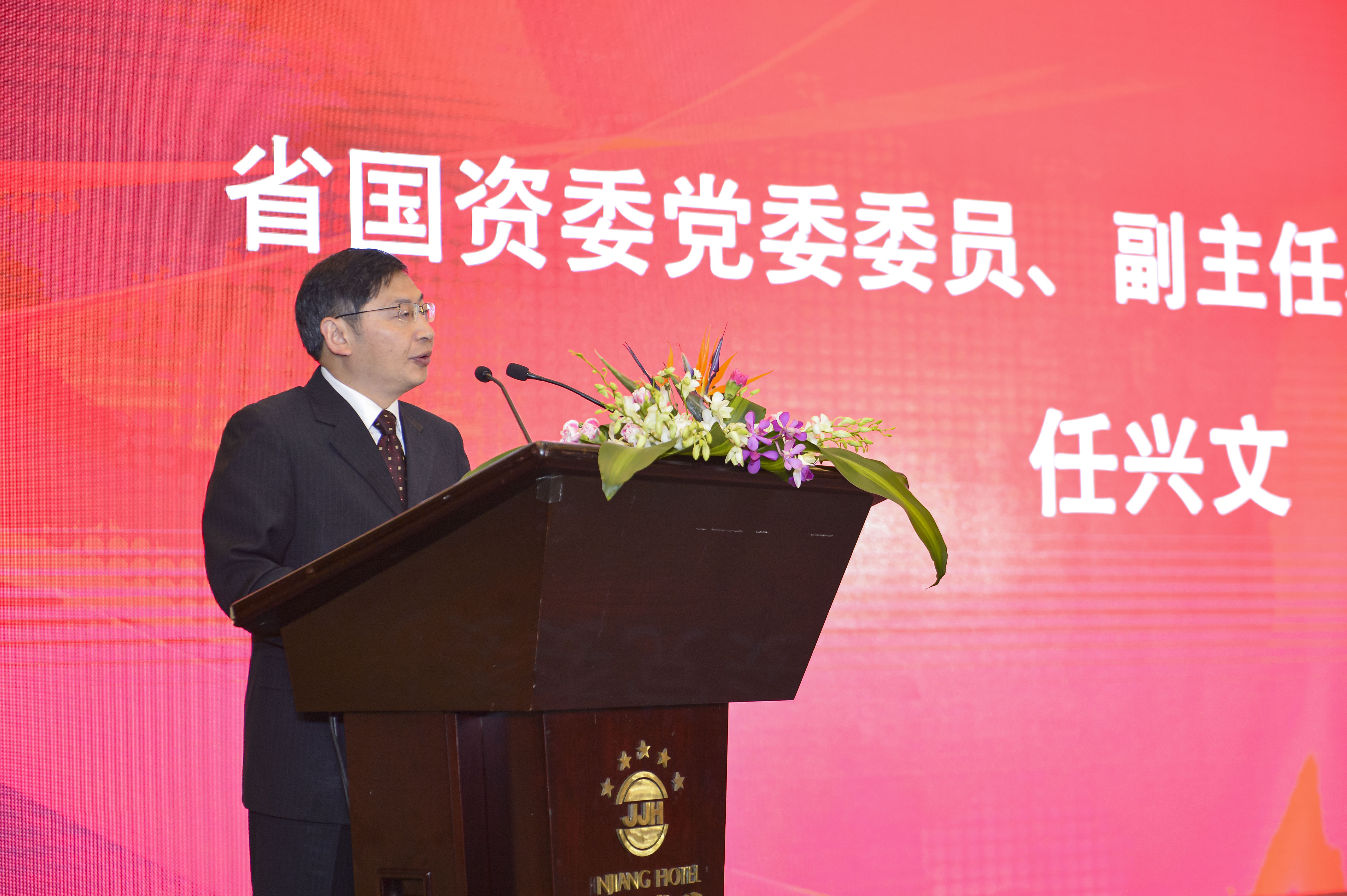 万搏在线网站,宏明日望,株洲电子科技,湖南电容器,株洲电容器,电容器
