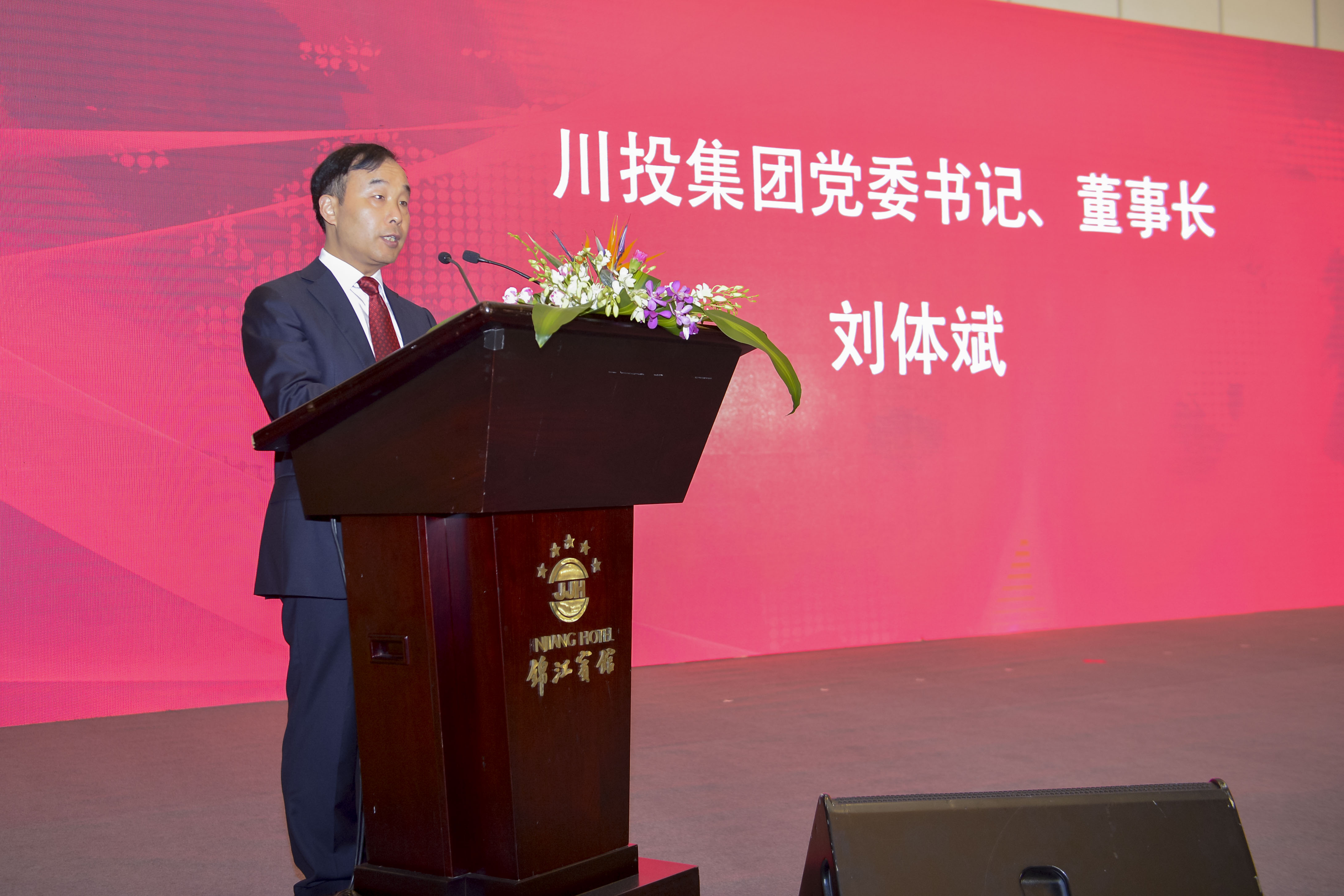 万搏在线网站,宏明日望,株洲电子科技,湖南电容器,株洲电容器,电容器