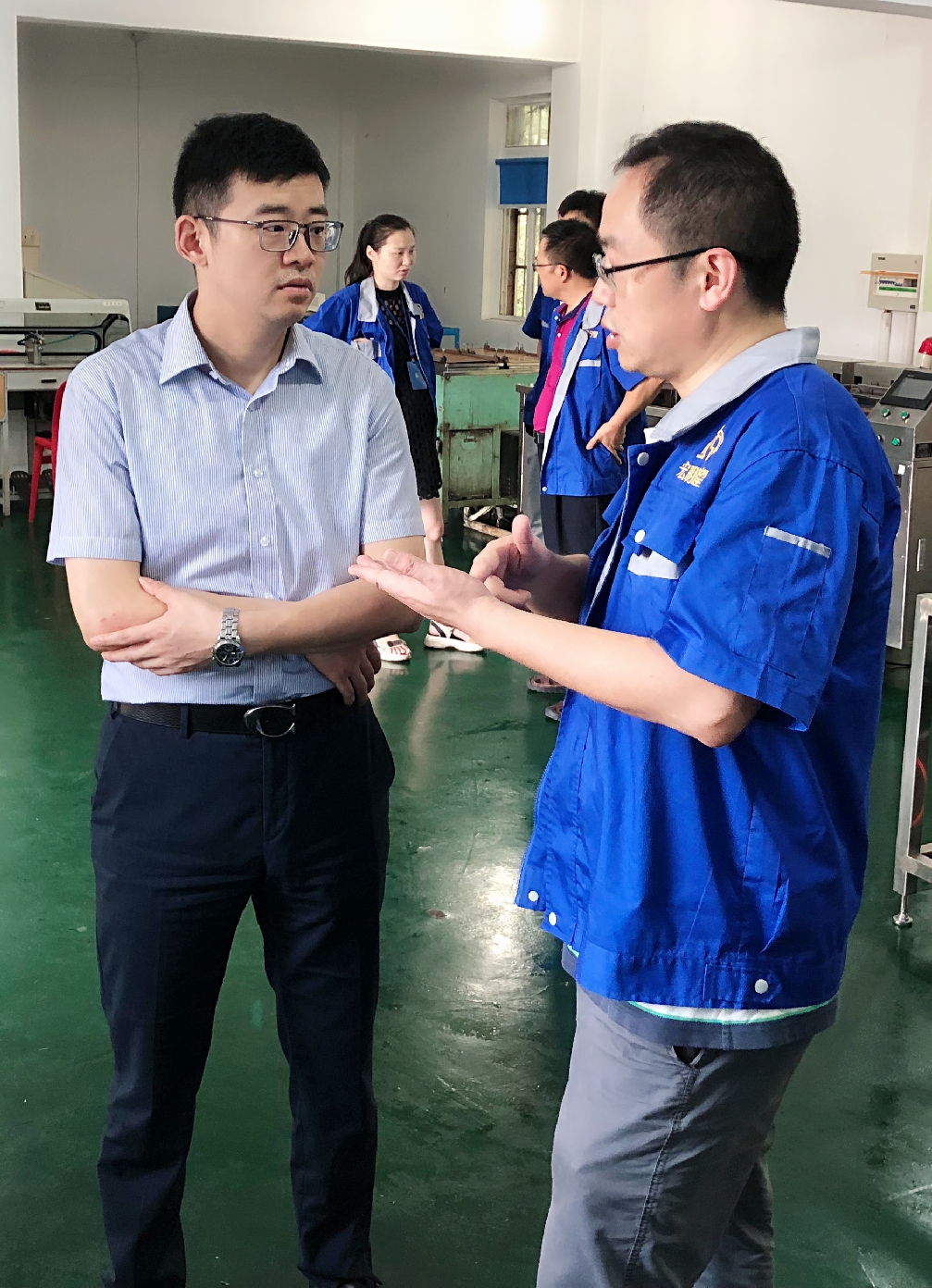 万搏在线网站,宏明日望,株洲电子科技,湖南电容器,株洲电容器,电容器