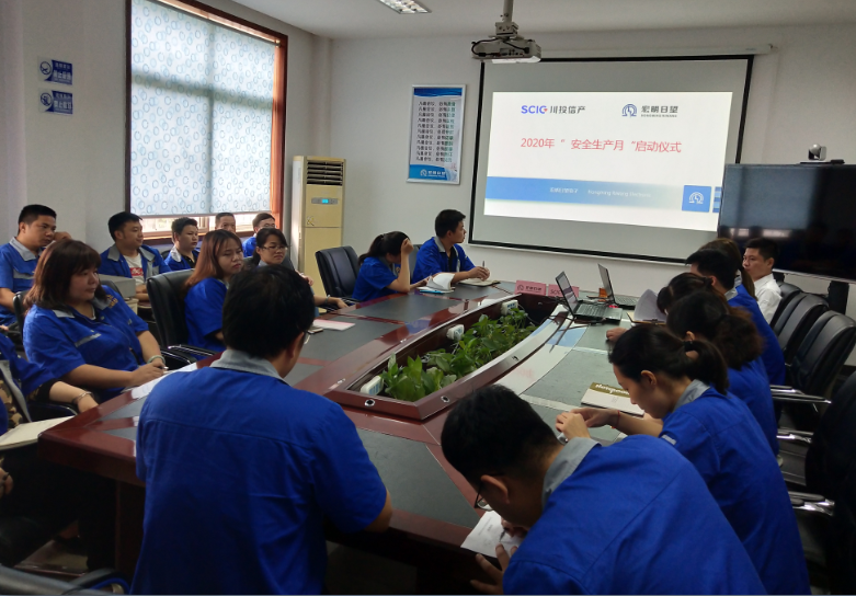 万搏在线网站,宏明日望,株洲电子科技,湖南电容器,株洲电容器,电容器